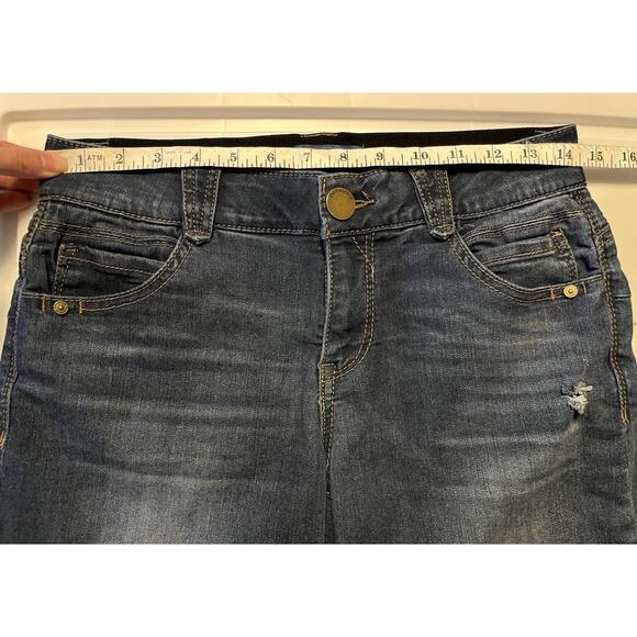 Democracy “Ab” Solution Denim Jean Shorts Stretch Women’s Size 4 Distressed - Picture 7 of 9